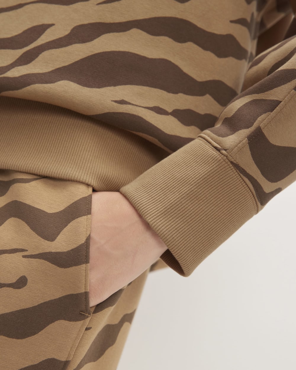 womens-retrack-oversized-crew-cocoa-tigers-eye-brown