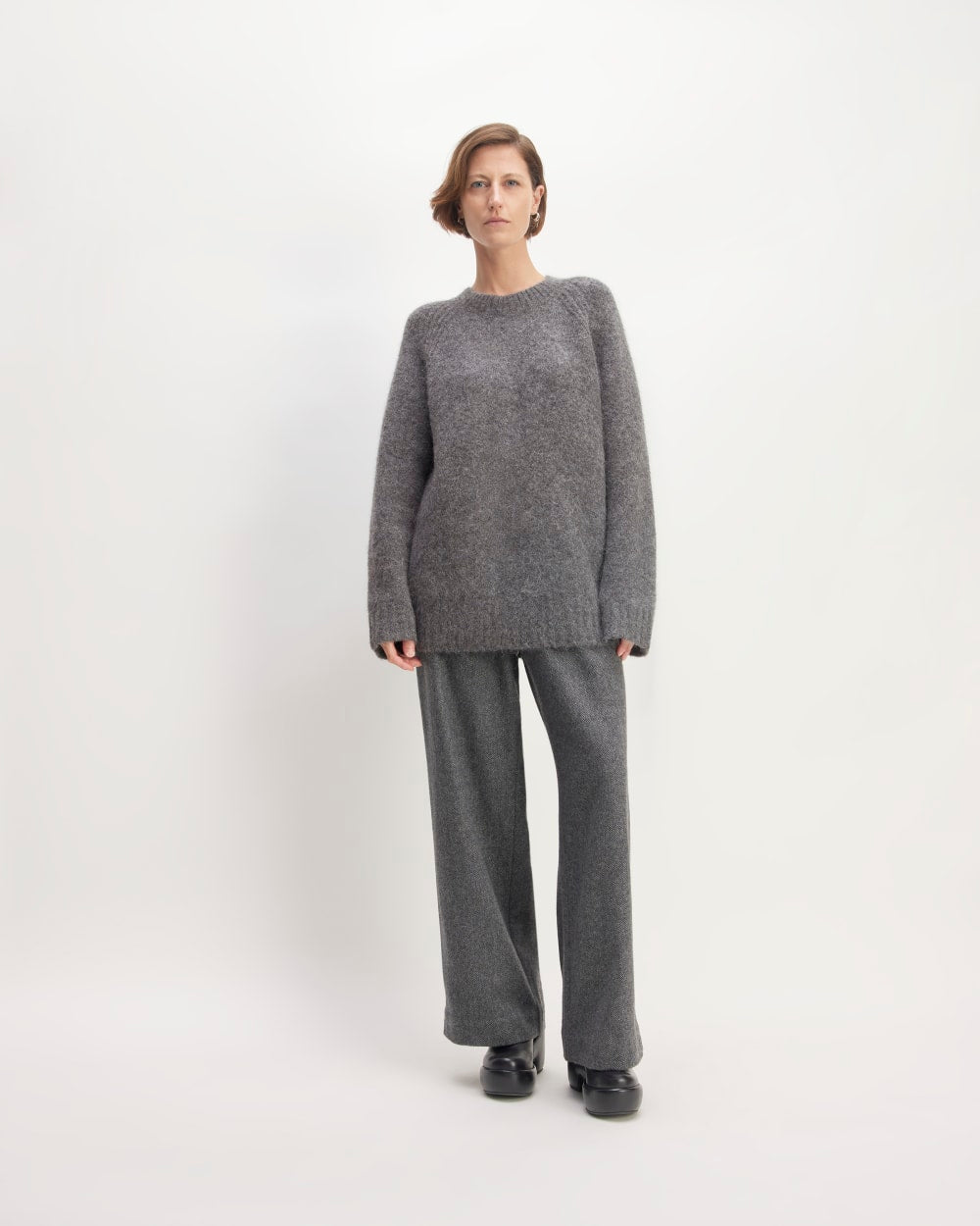 The SuperFuzz Alpaca Crew | Dark Charcoal – Everlane