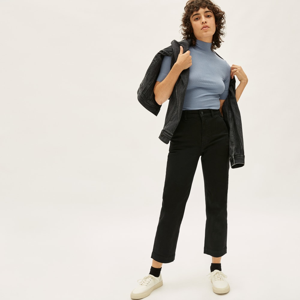 womens-straight-leg-crop-short-black | primary