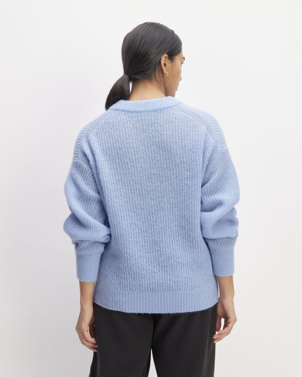 The Cocoon Crew in Alpaca | Chambray Blue – Everlane