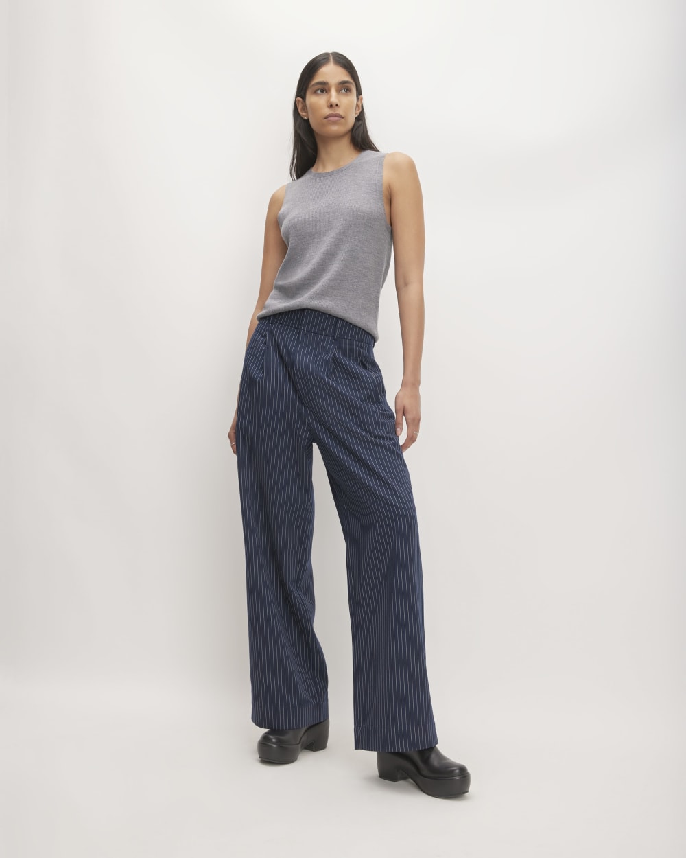 womens-way-high-drape-pant-short-bone-navy | primary
