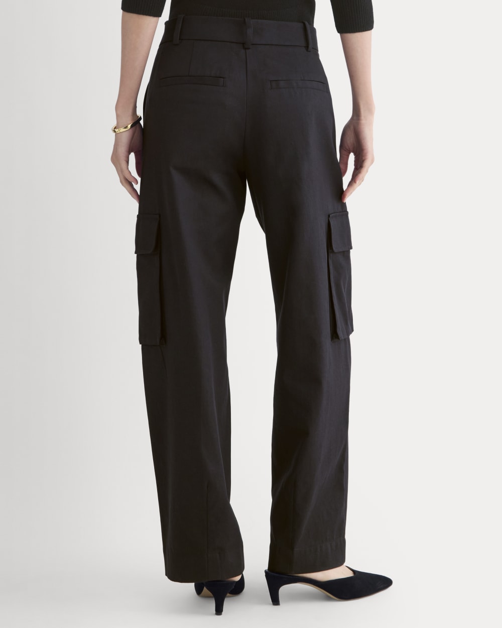 Wide-Leg Cargo Trouser in Buttersmooth | Black – Everlane