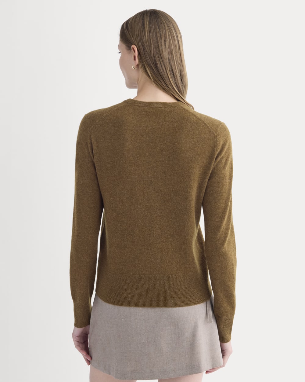 womens-cashmere-slim-crew-sweater-heathered-toffee
