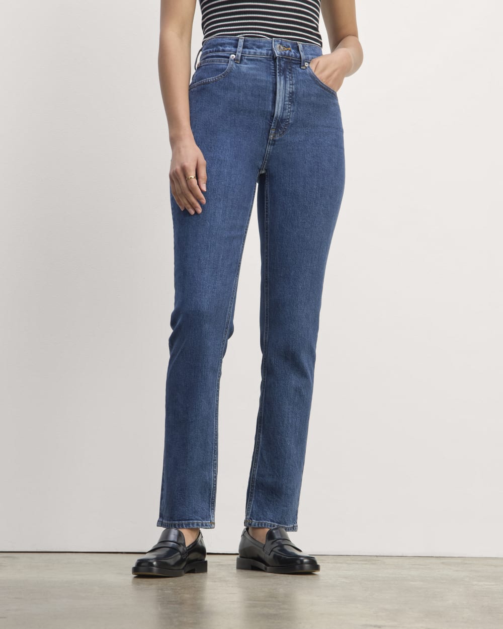 womens-way-high-slim-jean-short-dkw