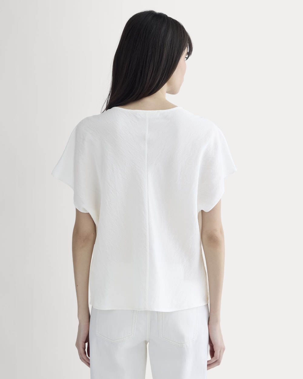 womens-keyhole-top-bone