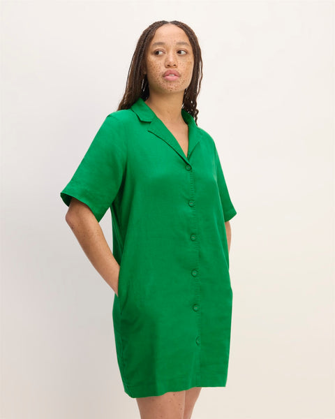 The Shirtdress in Linen | Grass Green Everlane The Shirtdress in Linen | Grass Green Everlane