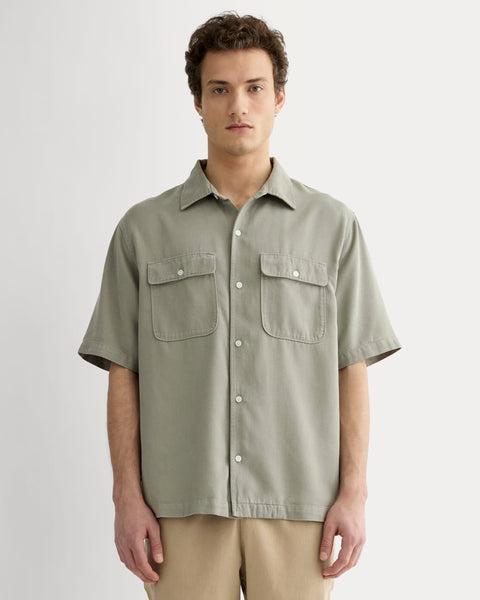 The Relaxed Utility Shirt in Buttersoft | Sage Green – Everlane