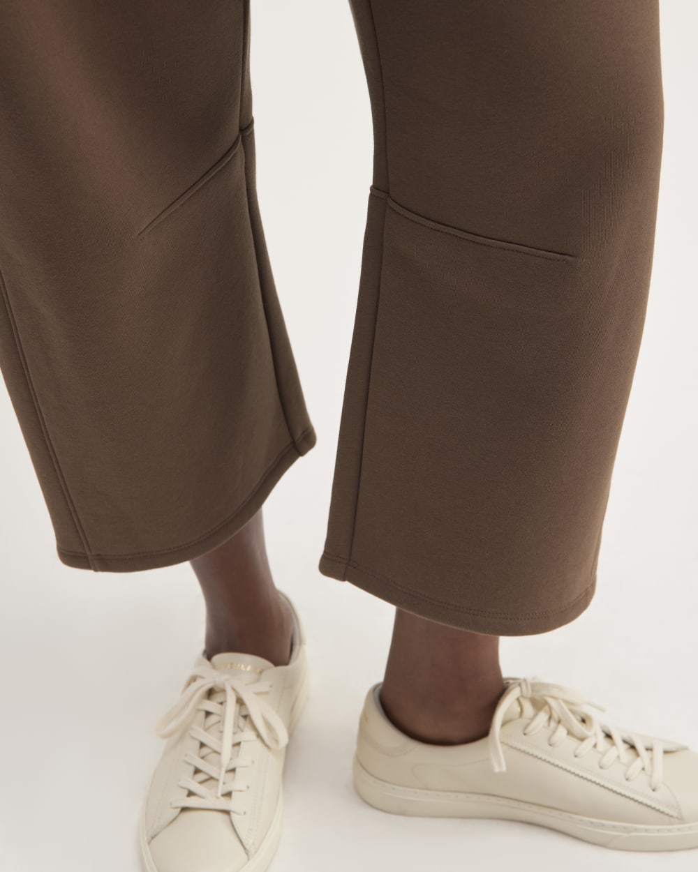 womens-retrack-barrel-sweatpant-cocoa