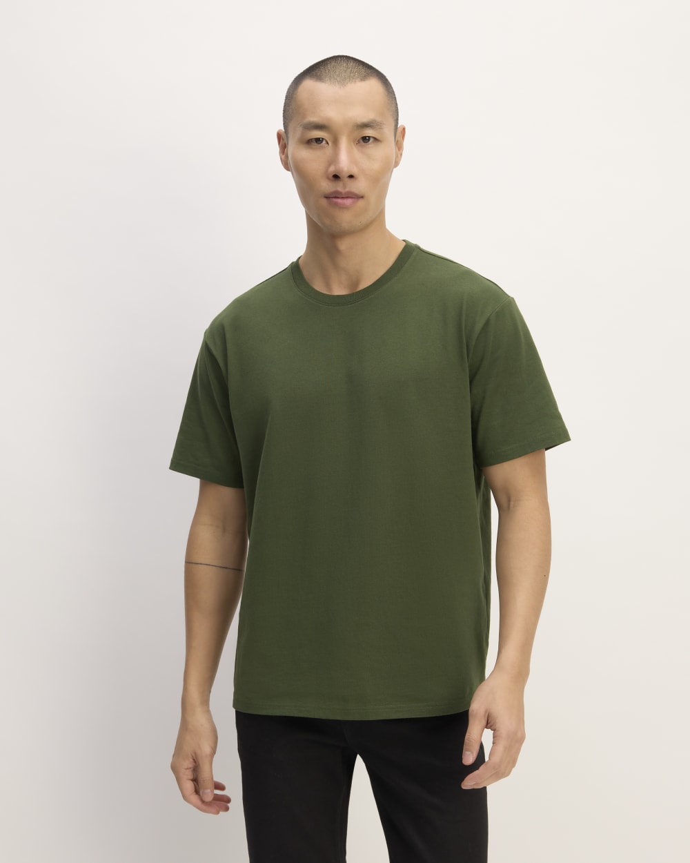 mens-prem-wt-rlxd-crew-moss-green | primary