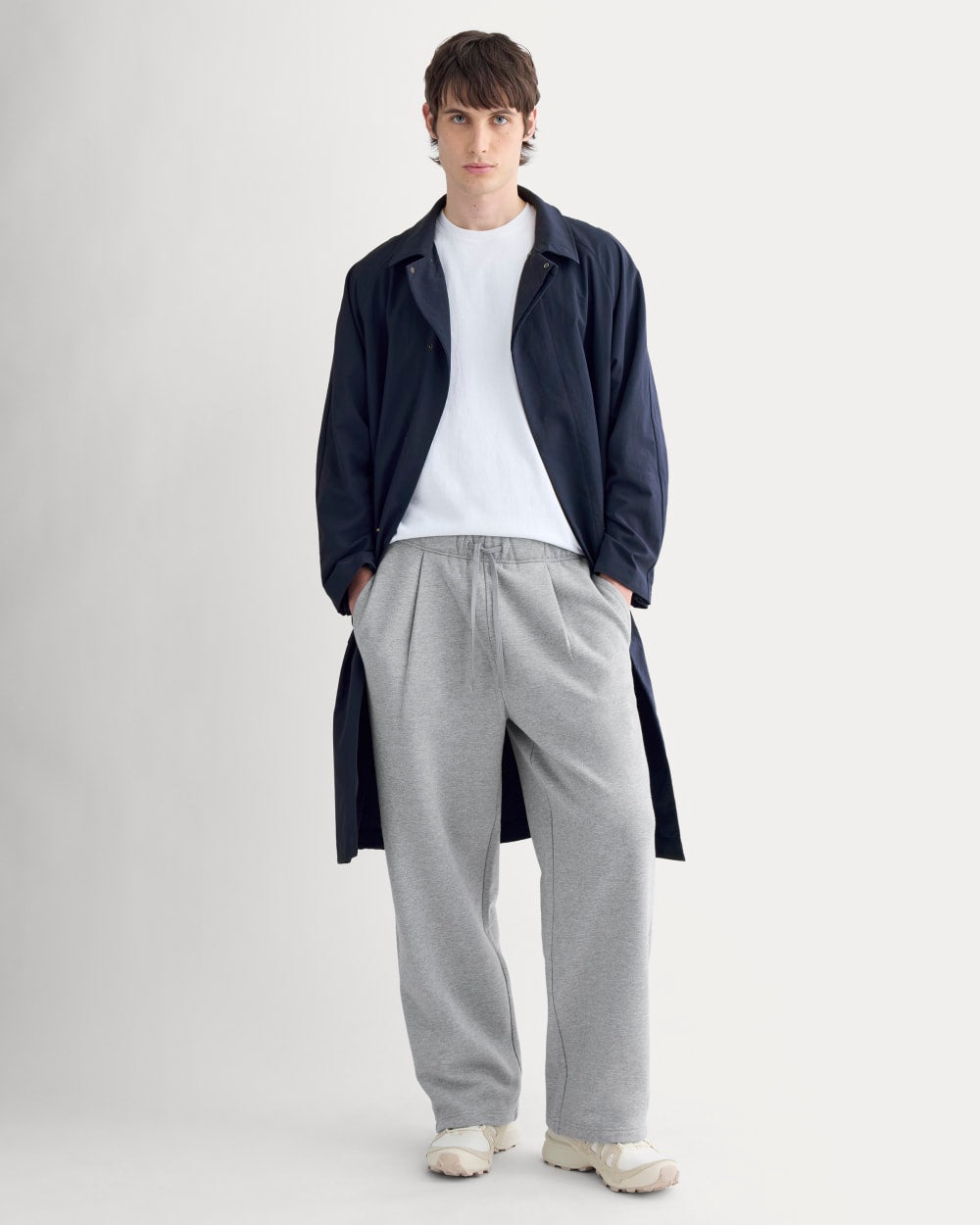 mens-luxe-fleece-pleated-sweatpant-vintage-heather-grey | primary