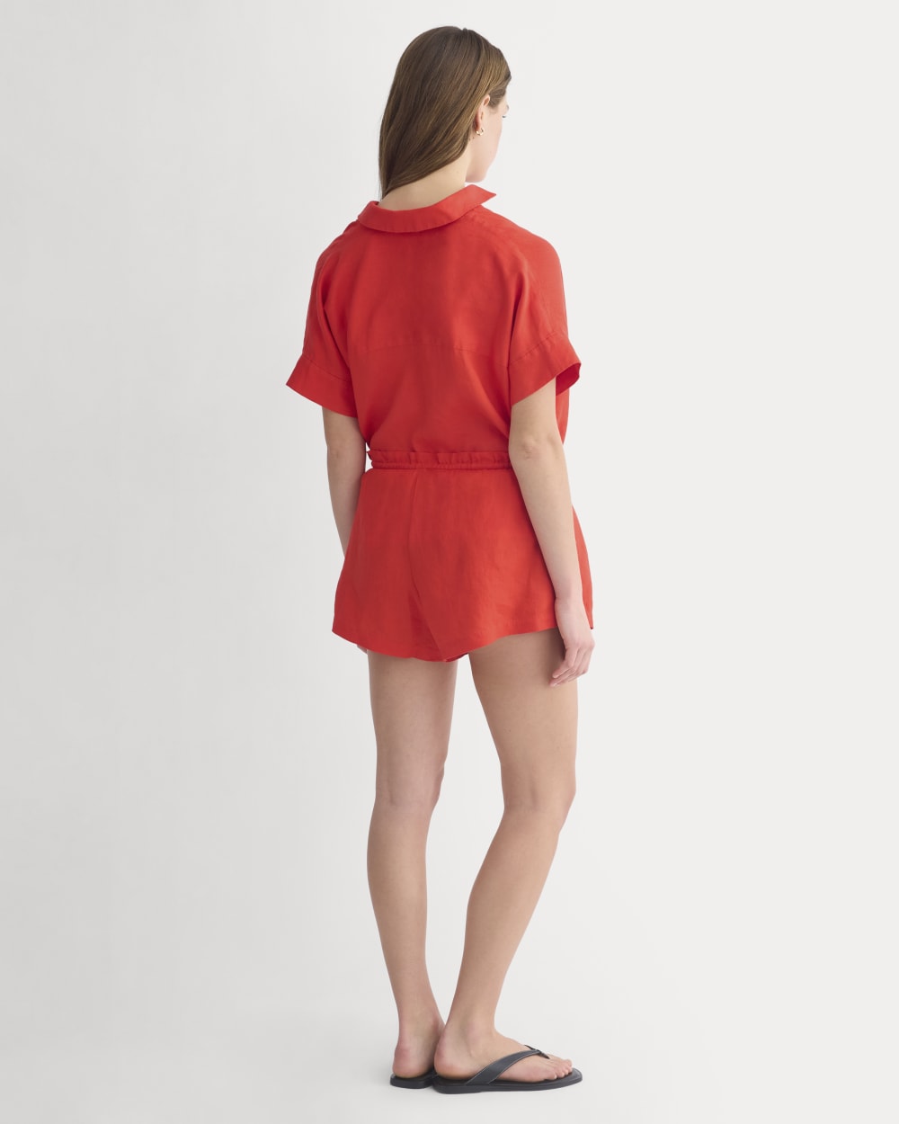 womens-flowy-short-in-linen-fiery-red