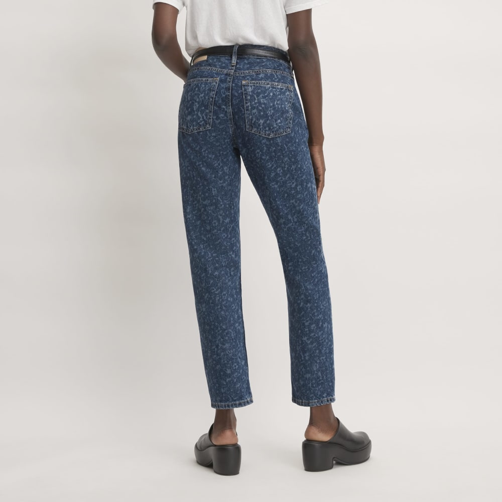 womens-90s-cheeky-straight-jean-dark-painterly-strokes