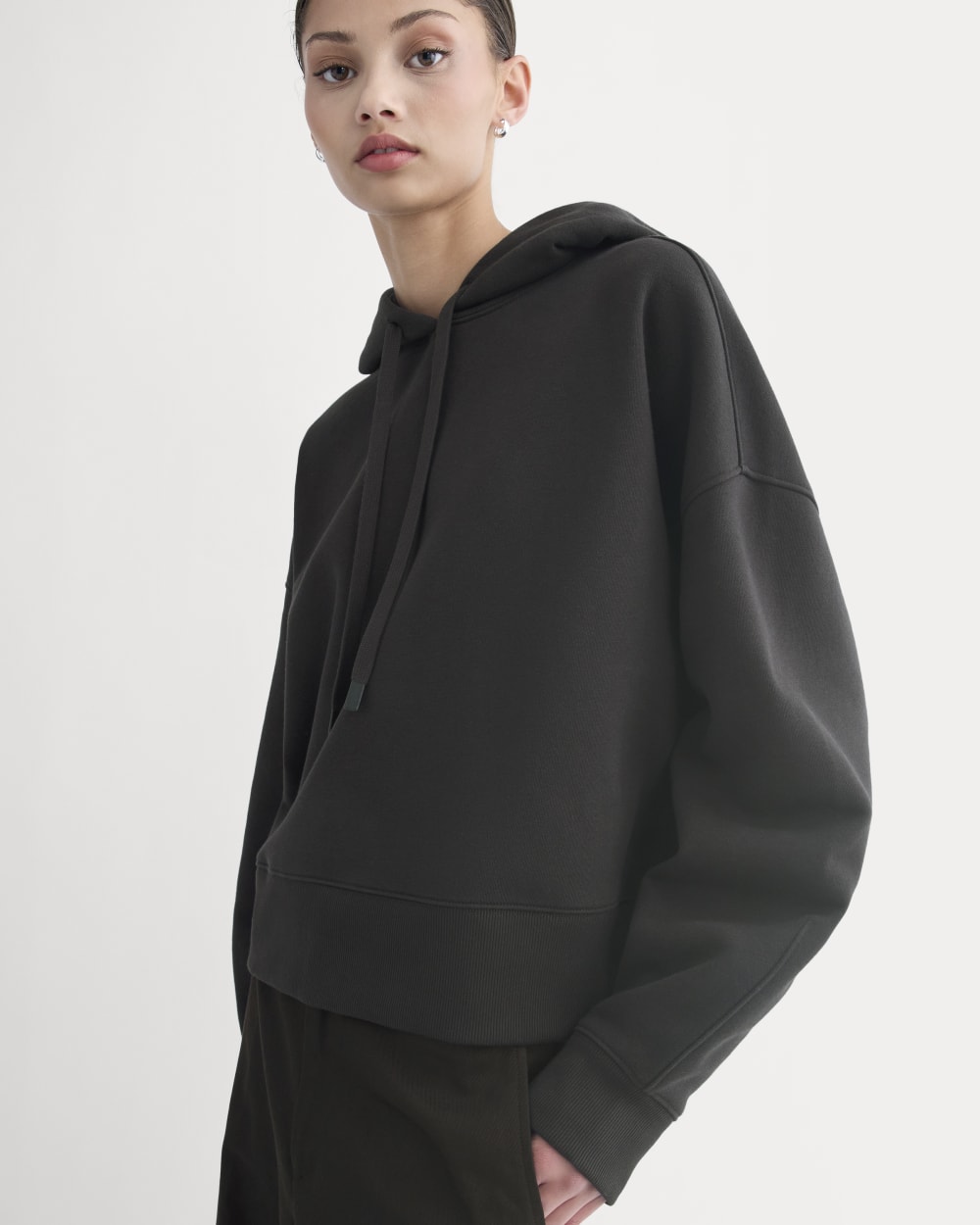 womens-cropped-luxe-fleece-hoodie-black