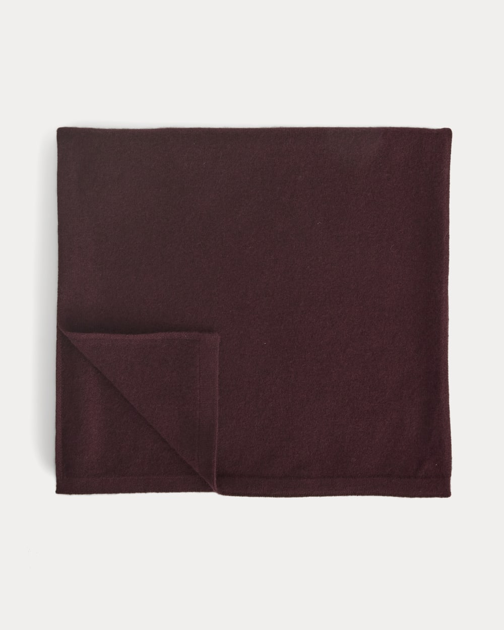 mens-cashmere-scarf-2-wine