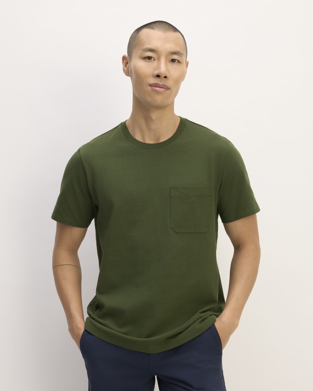 mens-premium-weight-pocket-tee-moss-green | primary