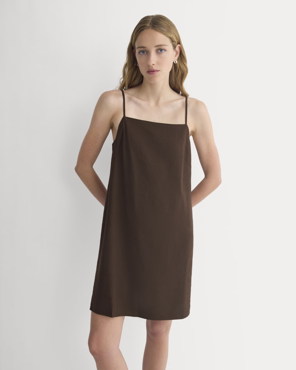 womens-mini-shift-dress-in-stretch-linen-dark-brown