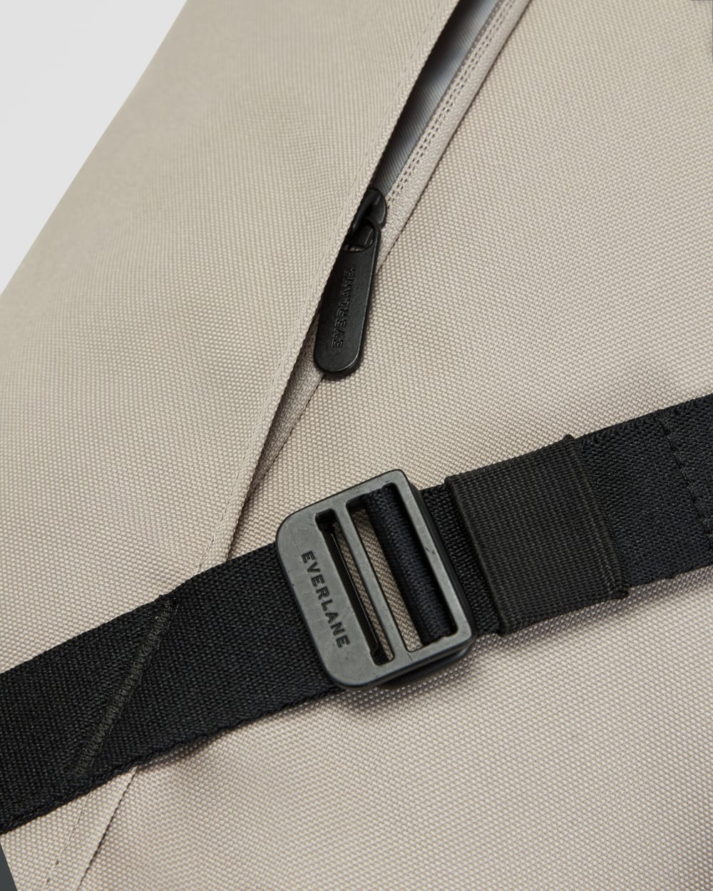 The ReNew Transit 4-Way Duffle | Warm Quartz – Everlane