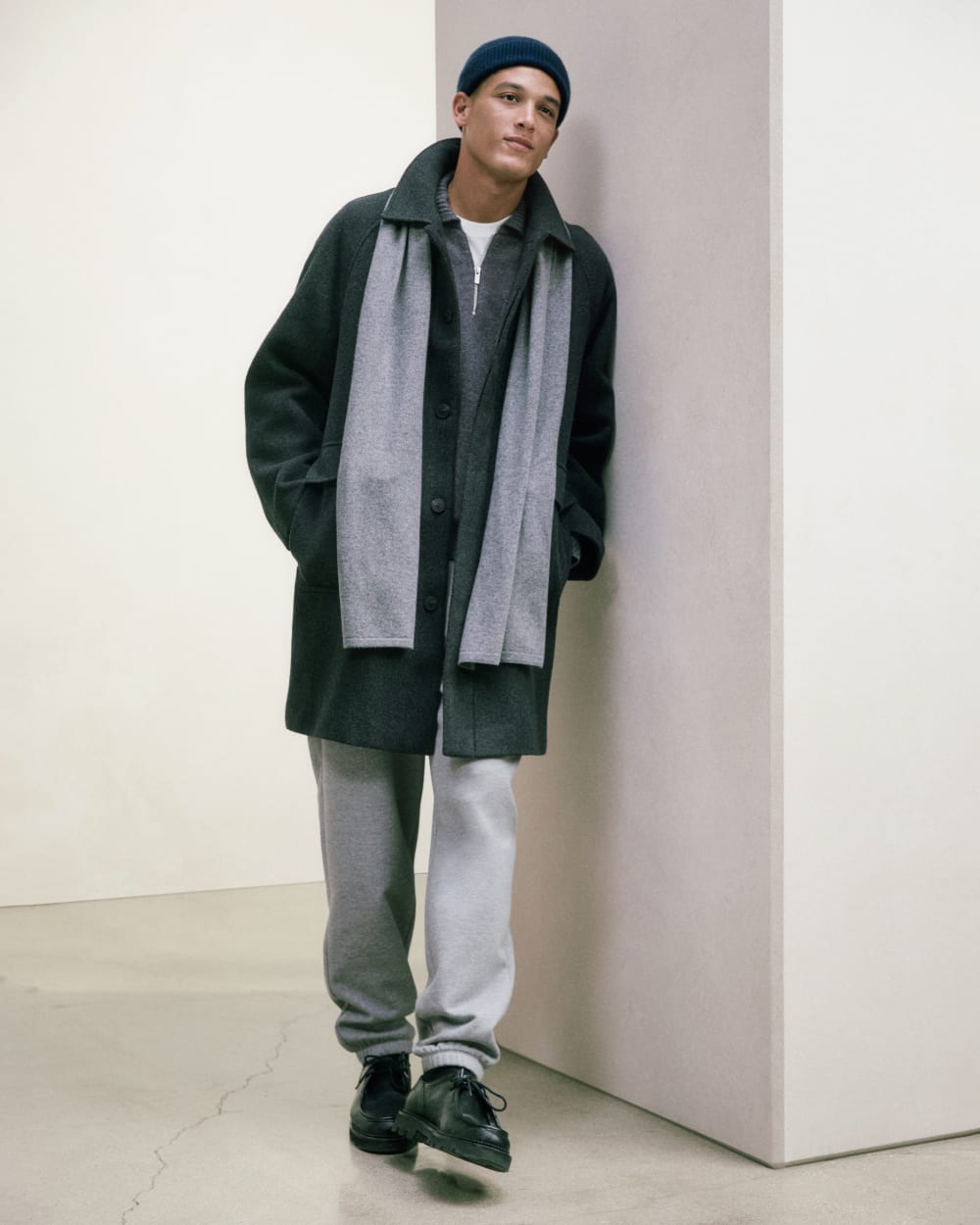 The Cashmere Scarf | Heather Charcoal – Everlane