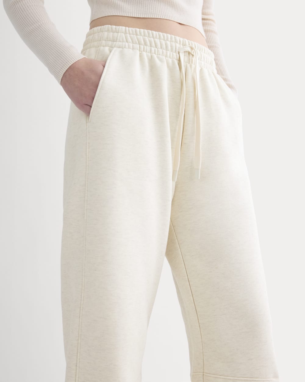 womens-luxe-fleece-barrel-sweatpant-heathered-oat