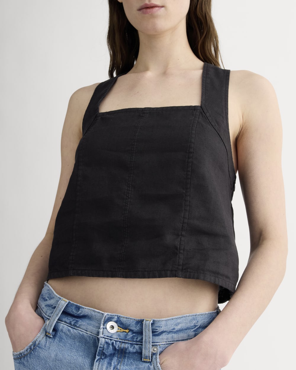 The Crossback Tank in Linen | Black – Everlane