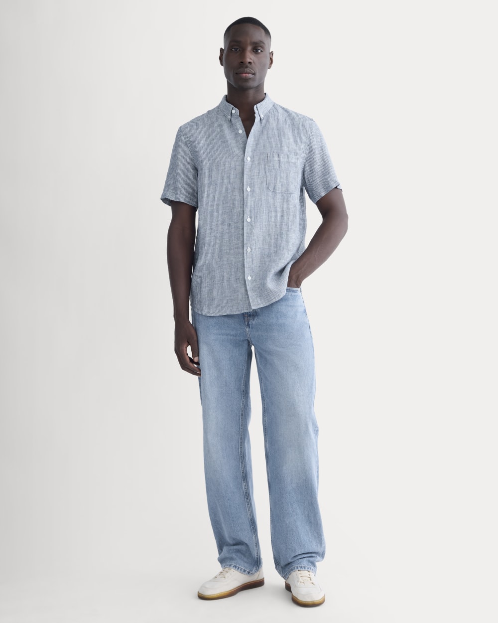 Everlane Men's Classic Short-Sleeve Shirt in Linen in White/Blue, Size Extra Large Everlane Men's Classic Short-Sleeve Shirt in Linen in White/Blue, Size Extra Large