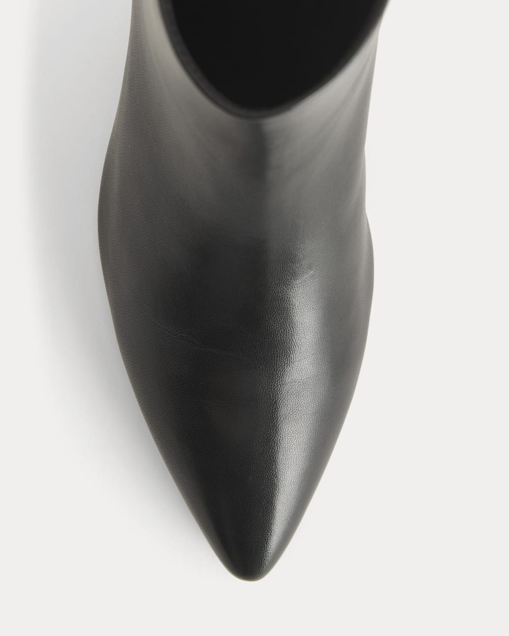 Everlane Studio Kitten Heel Bootie In Black, Size 8.5, Leather Everlane Studio Kitten Heel Bootie In Black, Size 8.5, Leather