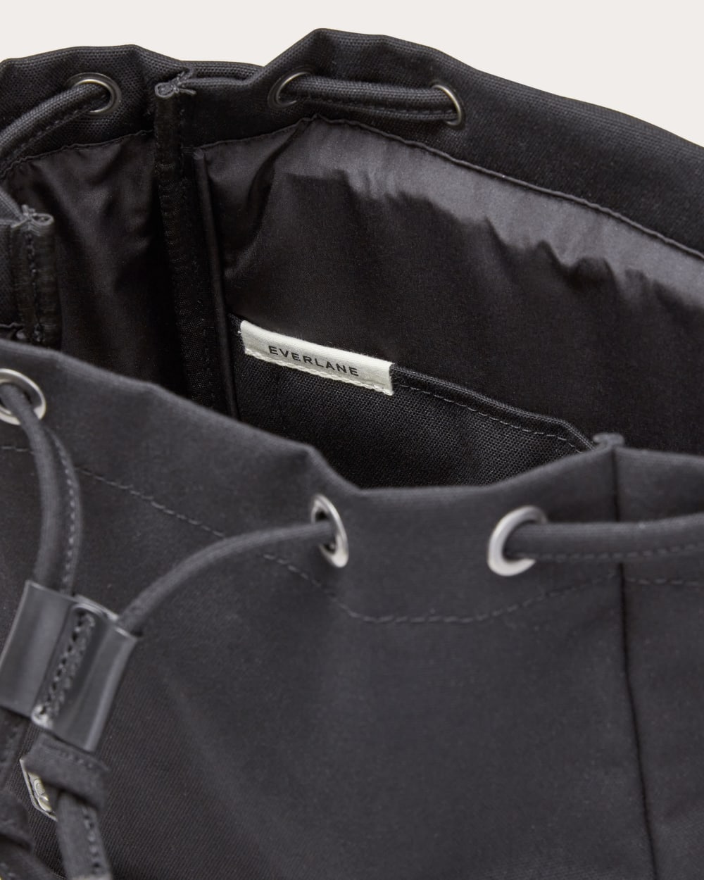 womens-canvas-backpack-black