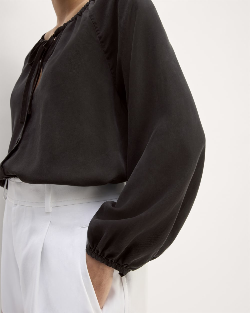 womens-tencel-gathered-shirt-black
