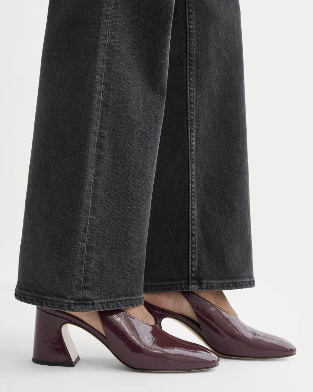 womens-curved-slingback-heel-port-royale | alt