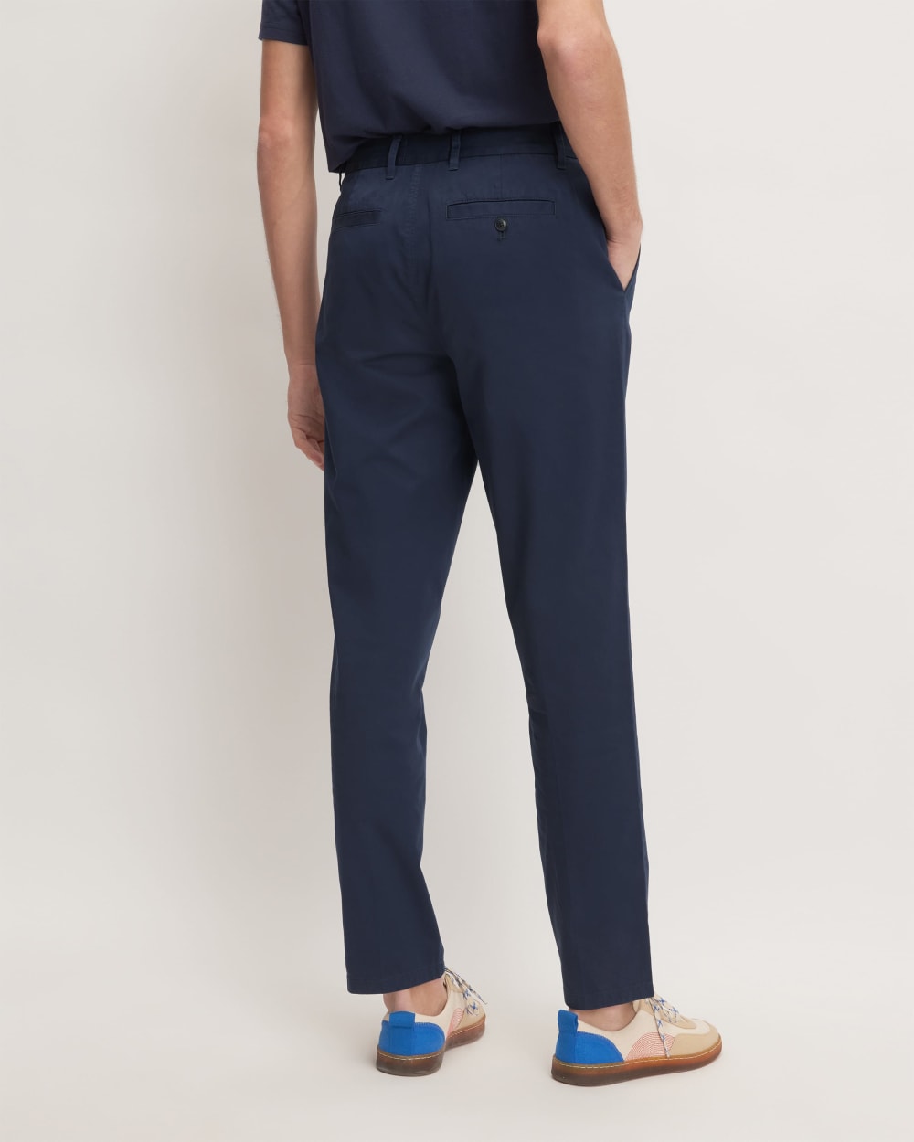 mens-organic-cotton-pleated-chino-navy