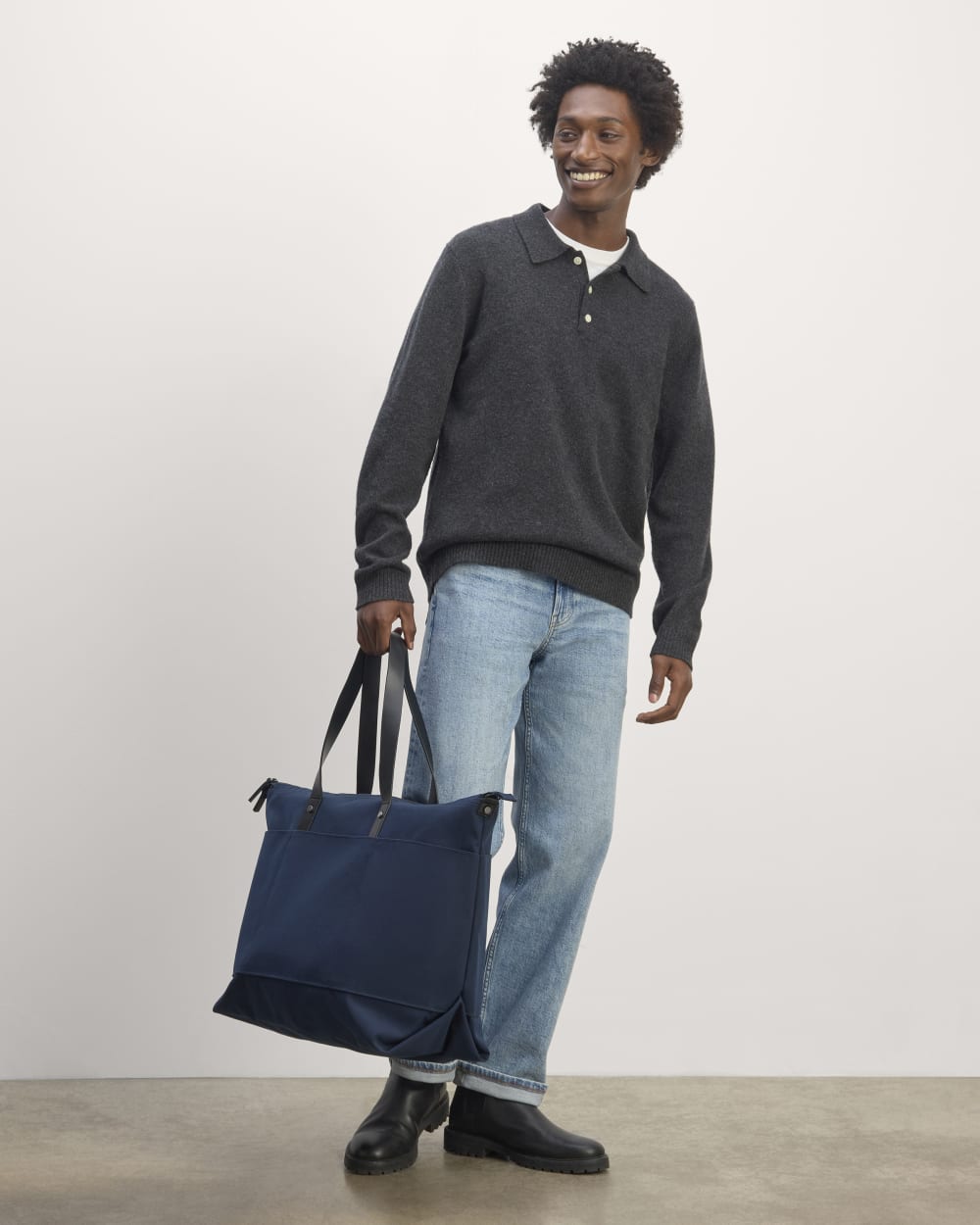 mens-canvas-weekender-navy | alt