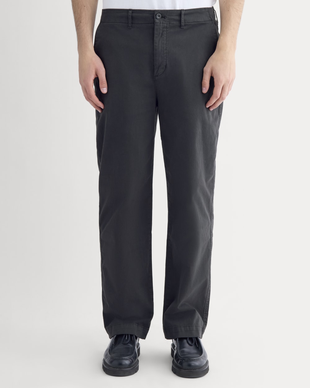 Everyday Relaxed-Fit Chino | Black – Everlane