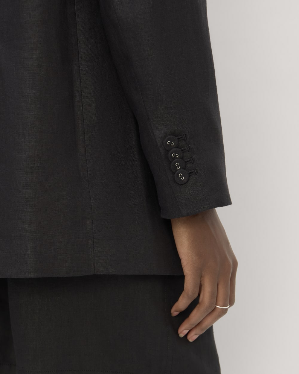 womens-linen-oversized-blazer-black