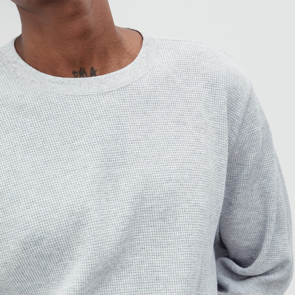 The Waffle Long-Sleeve Crew Tee | Heathered Light Grey – Everlane