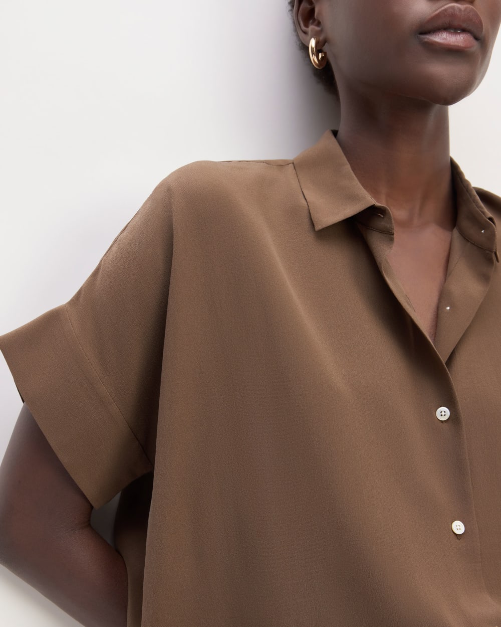 womens-clean-silk-ss-square-shirt-cocoa