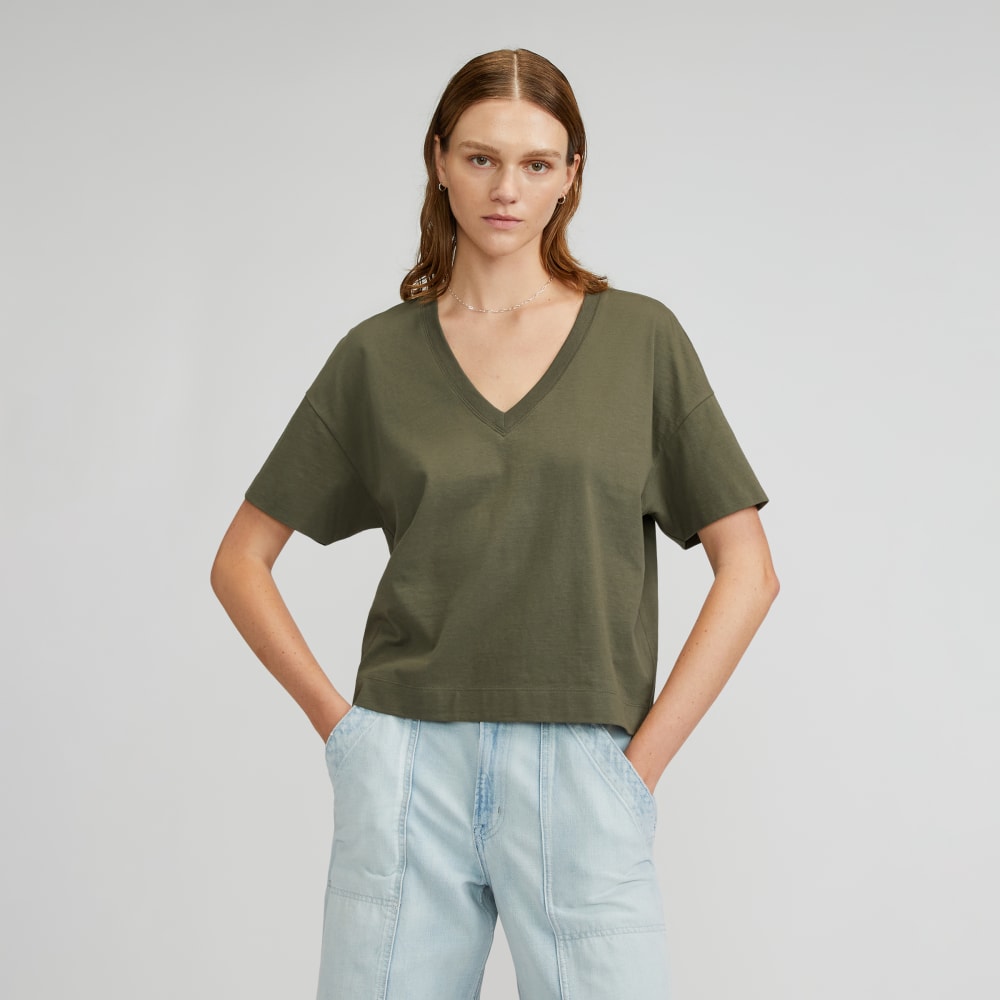 womens-organic-ctn-boxy-v-tee-kalamata | primary