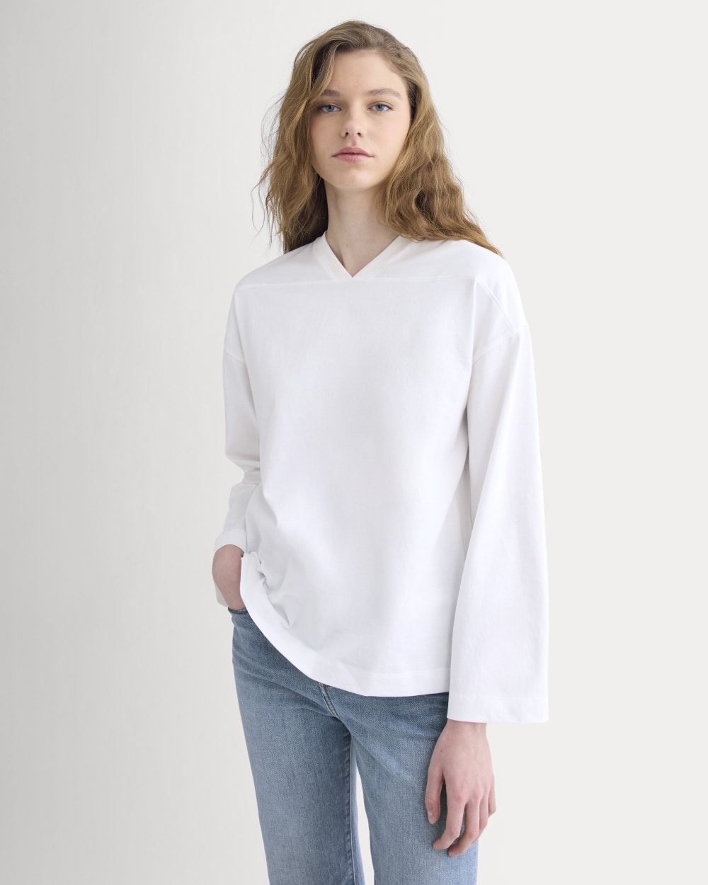 womens-retro-v-neck-jersey-white | primary