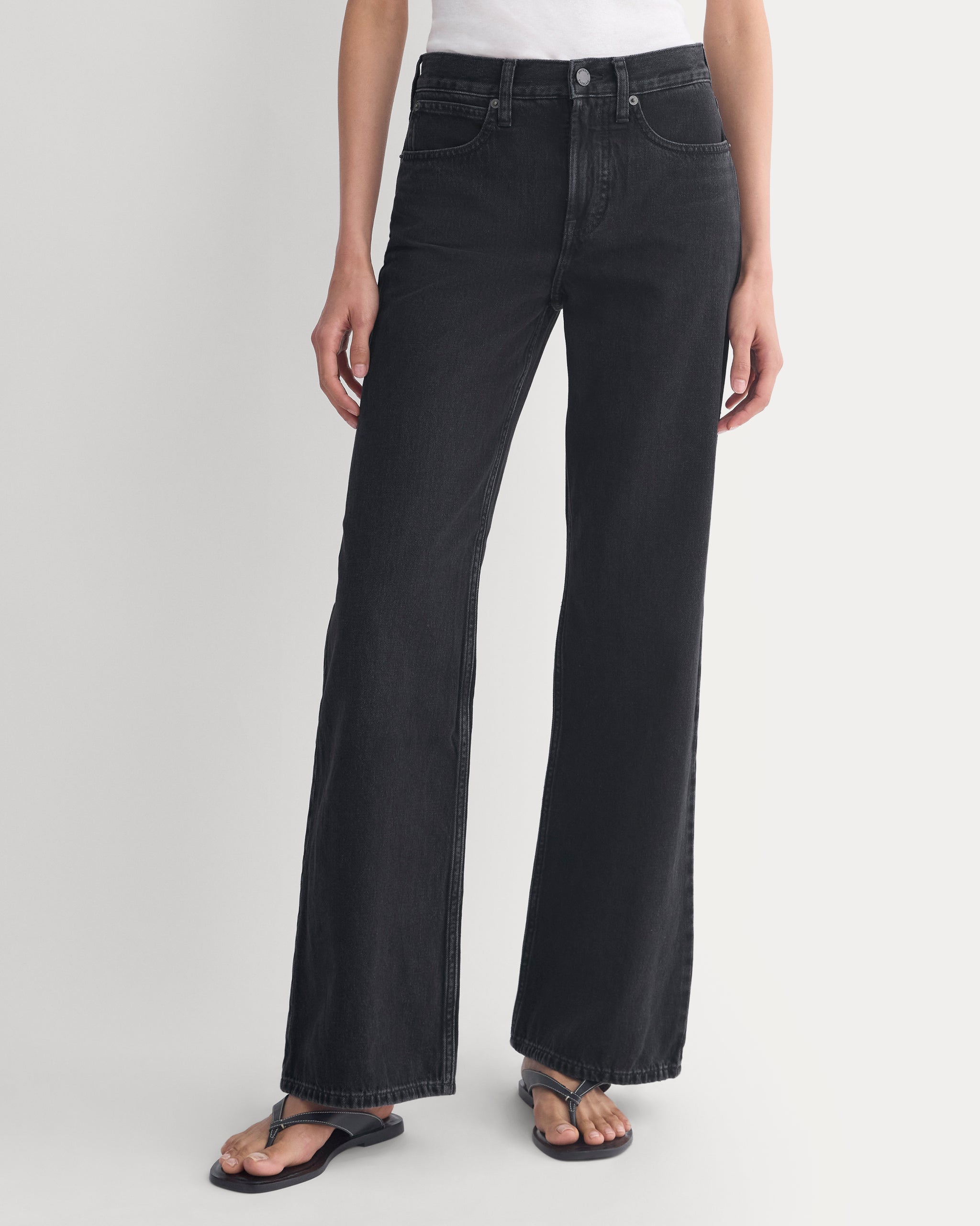 Relaxed Mid-Rise Bootcut Jean | Black