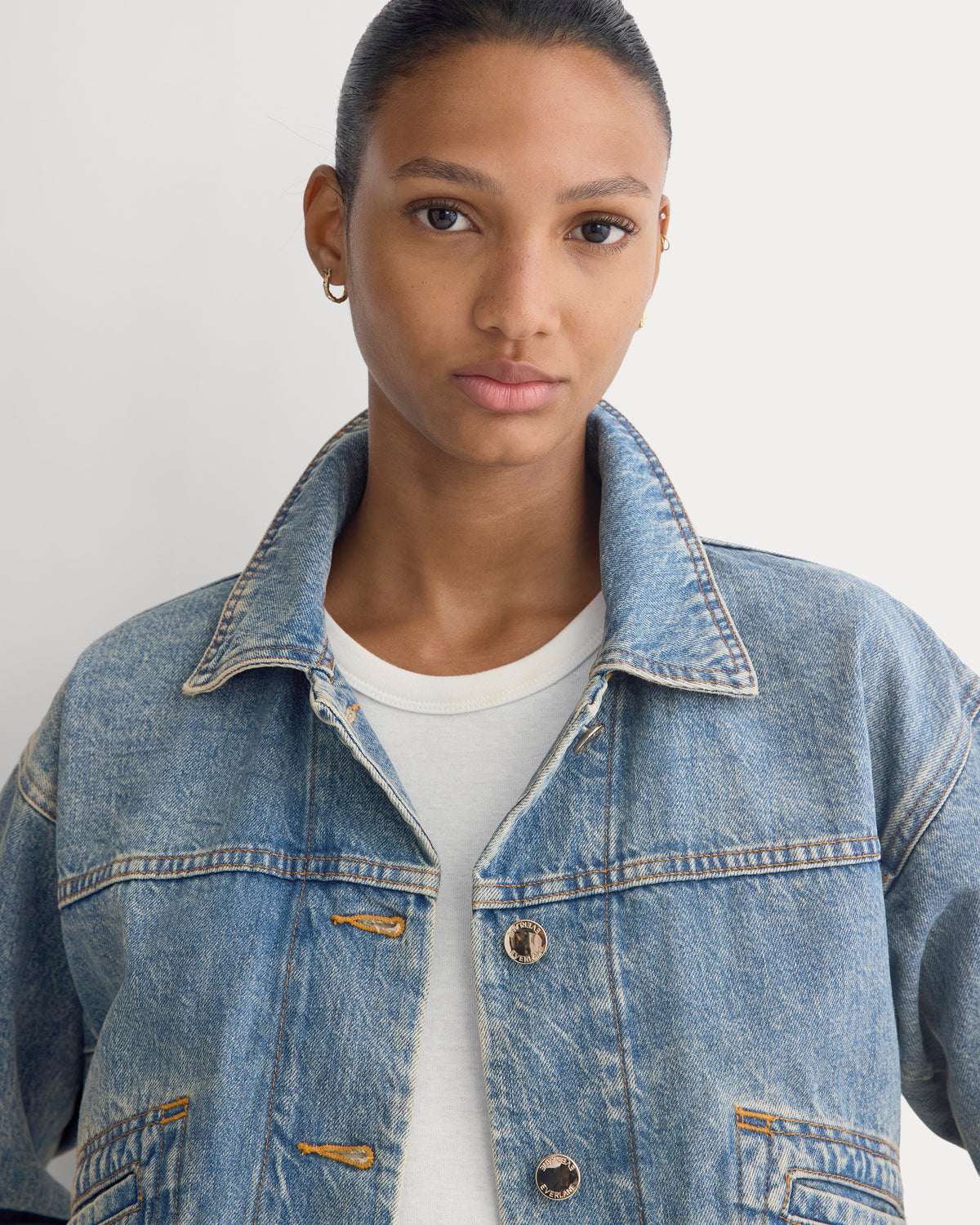 Cropped Trucker Jacket in Denim | Light Denim