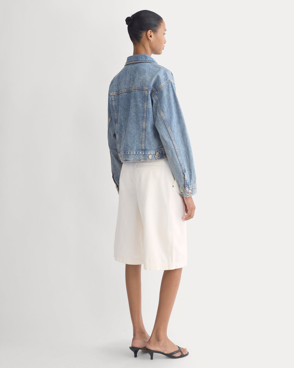 Cropped Trucker Jacket in Denim | Light Denim