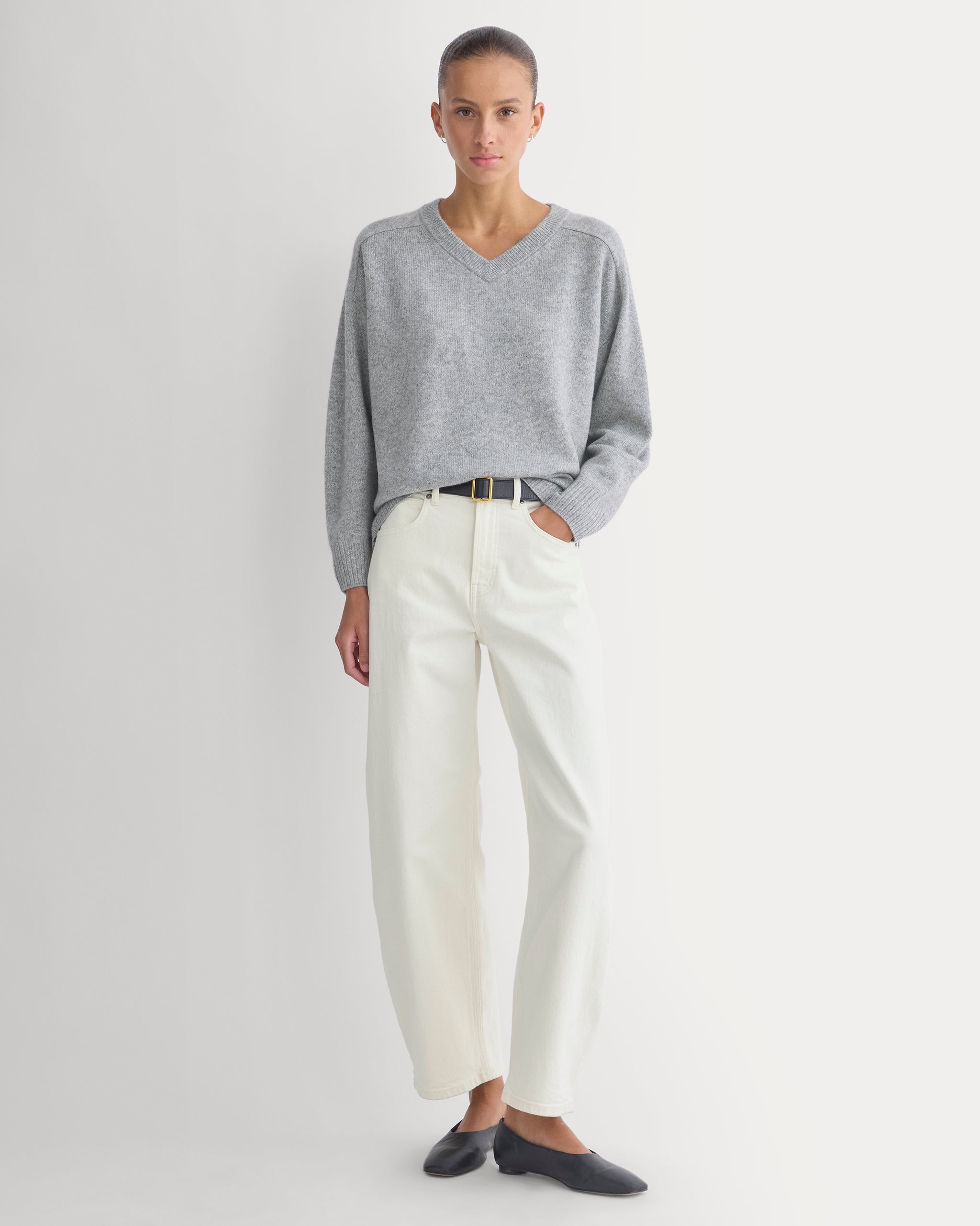 Cashmere High V Boyfriend Sweater | Grey