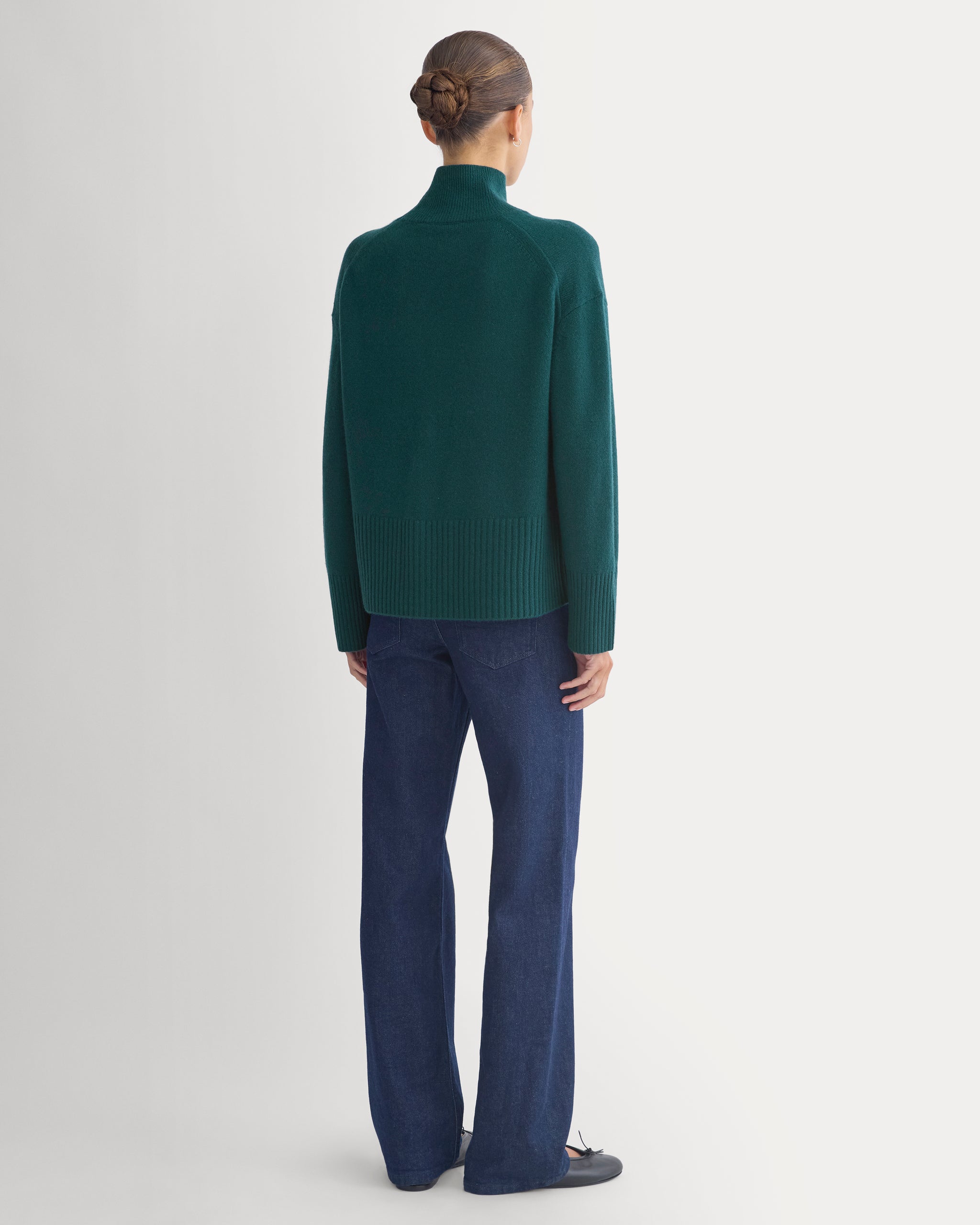 The Boxy Turtleneck in Cashmere | Ponderosa Pine