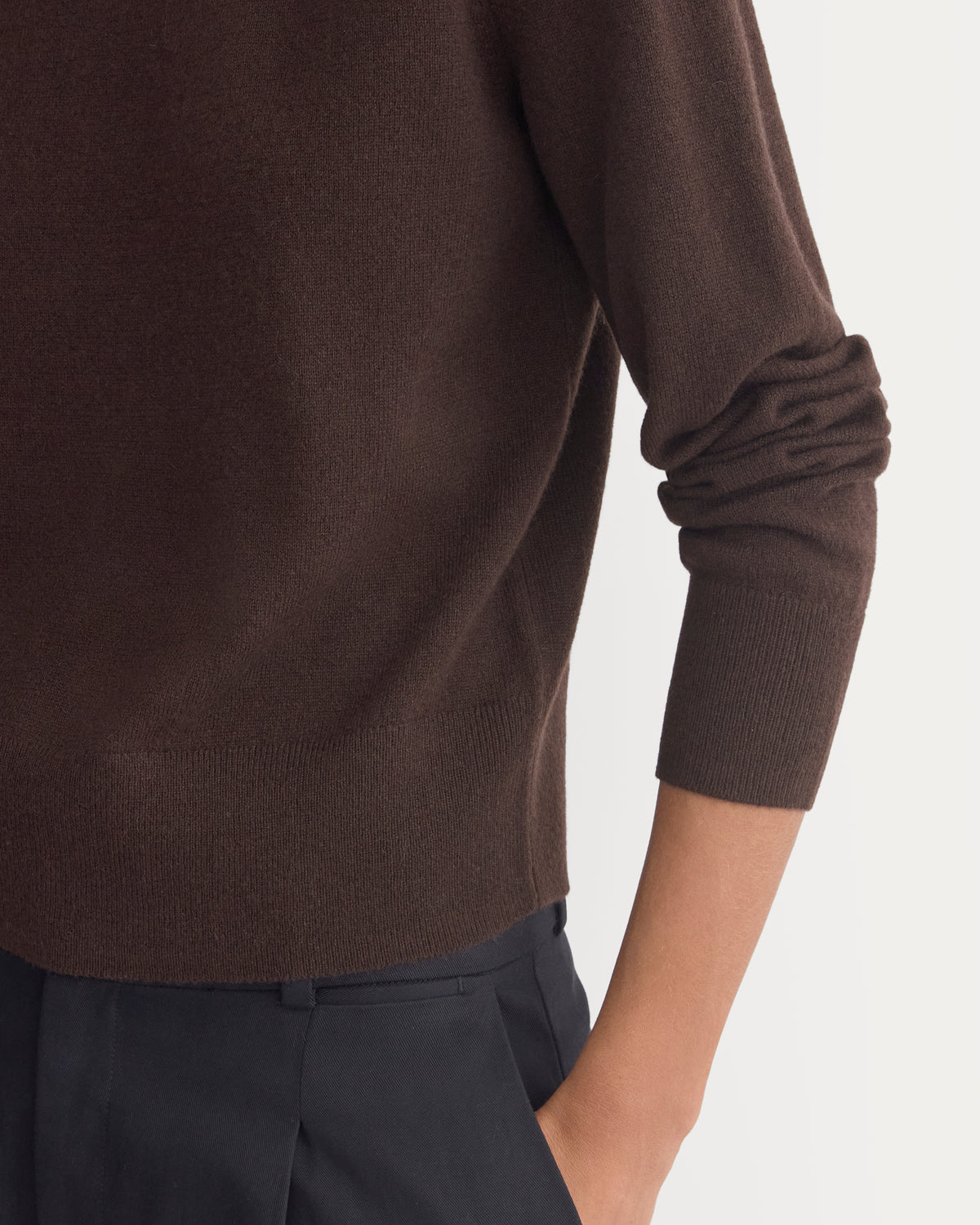 Cashmere Slim Crew Sweater | Coffee Bean