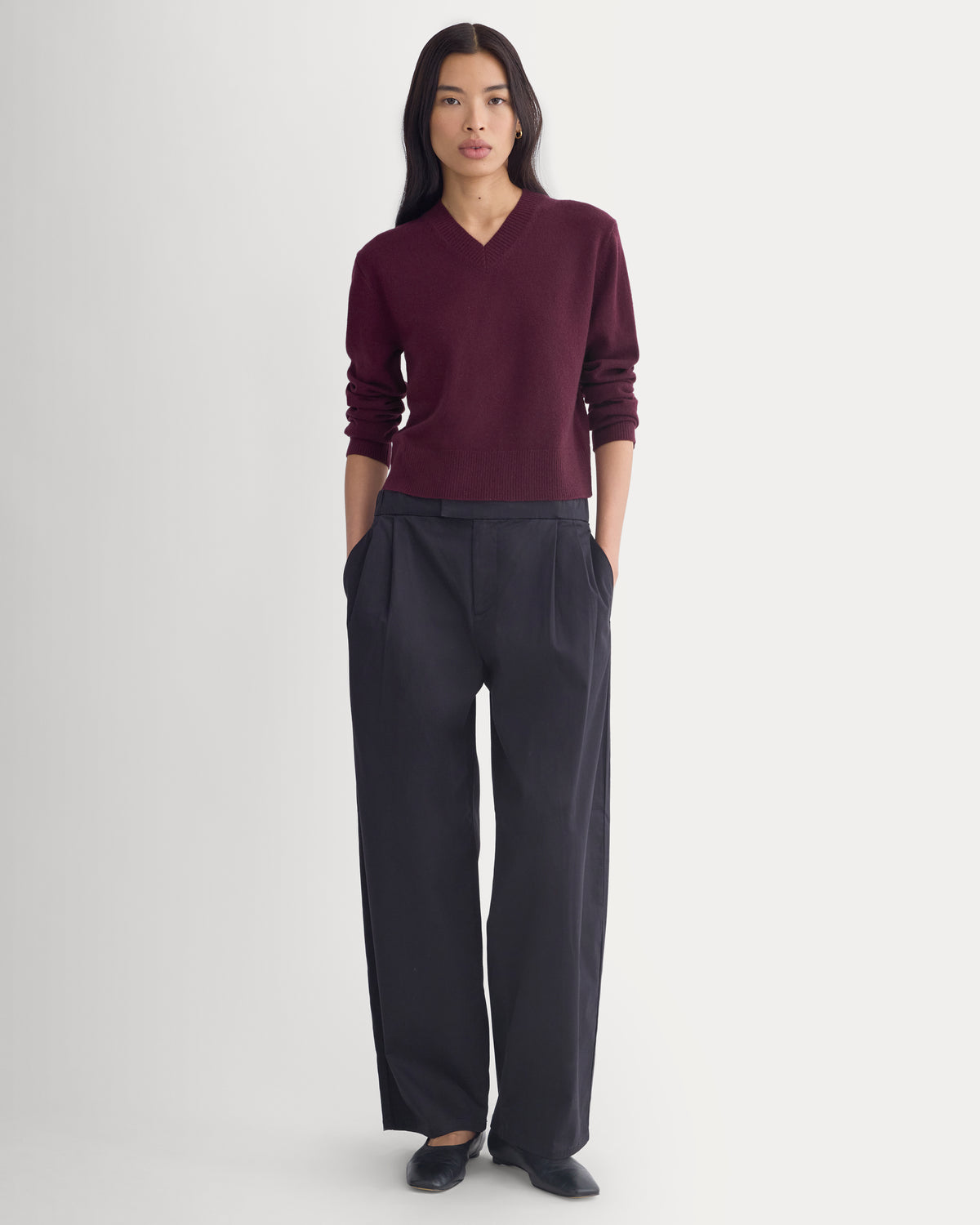 Cashmere Cropped High-V Sweater | Deep Plum