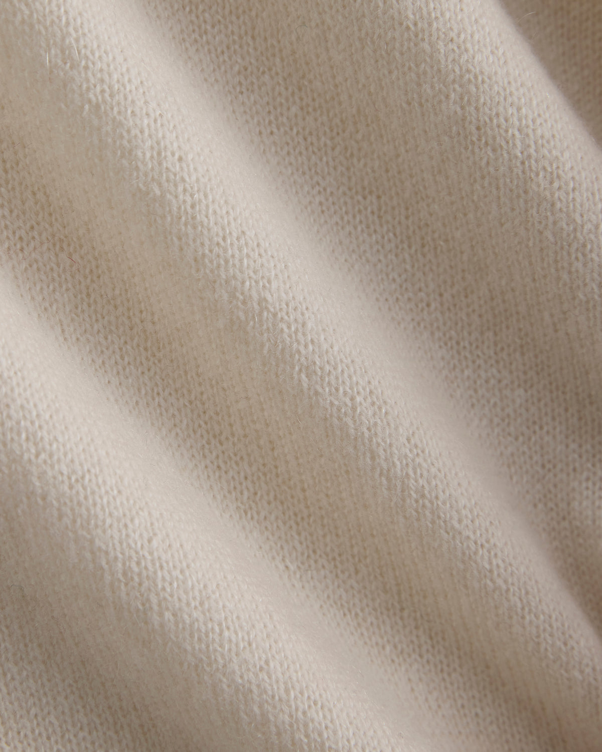 Cashmere Cropped High-V Sweater | Snow