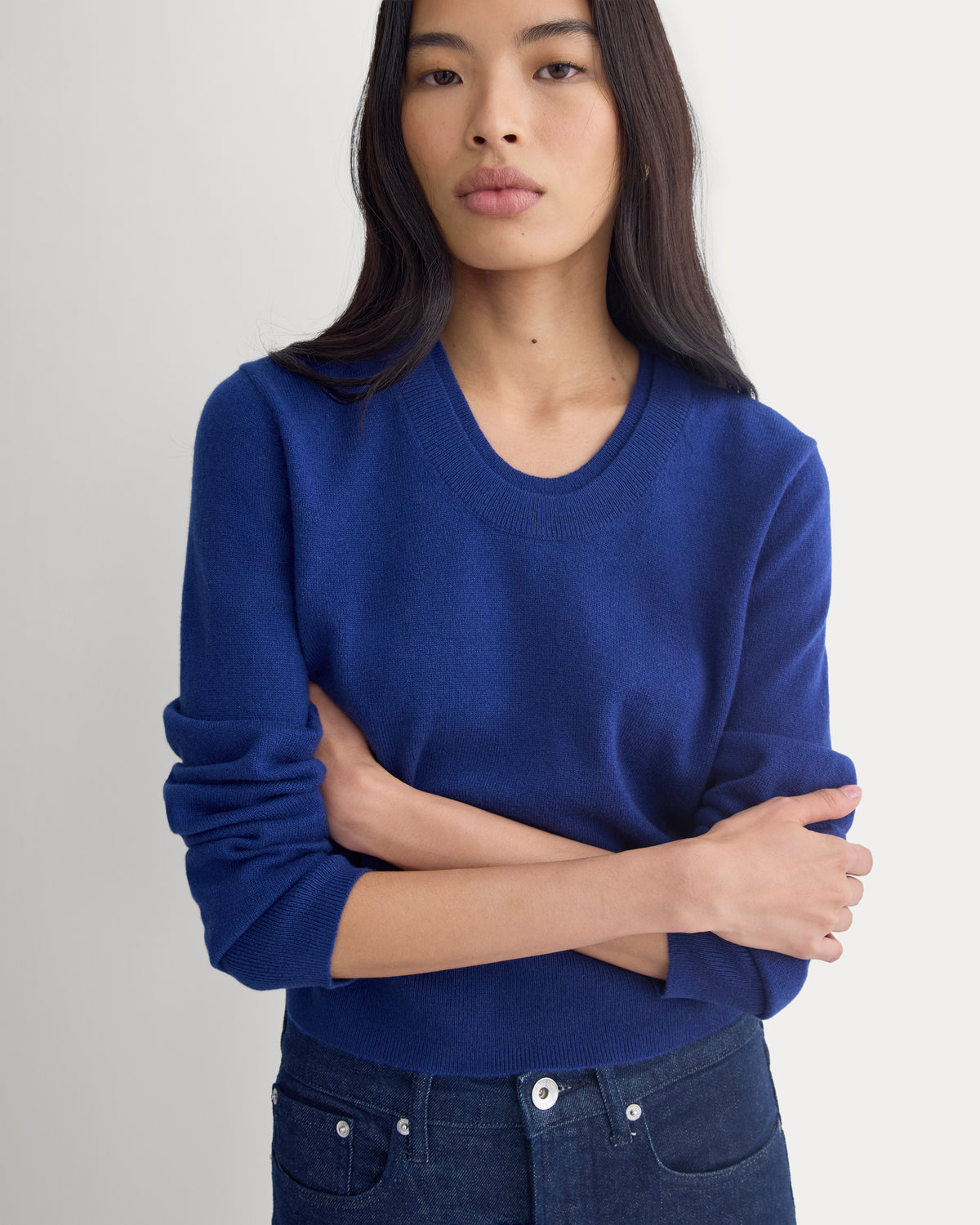 Fine Cashmere Long-Sleeve U-Neck Sweater | Klein Blue