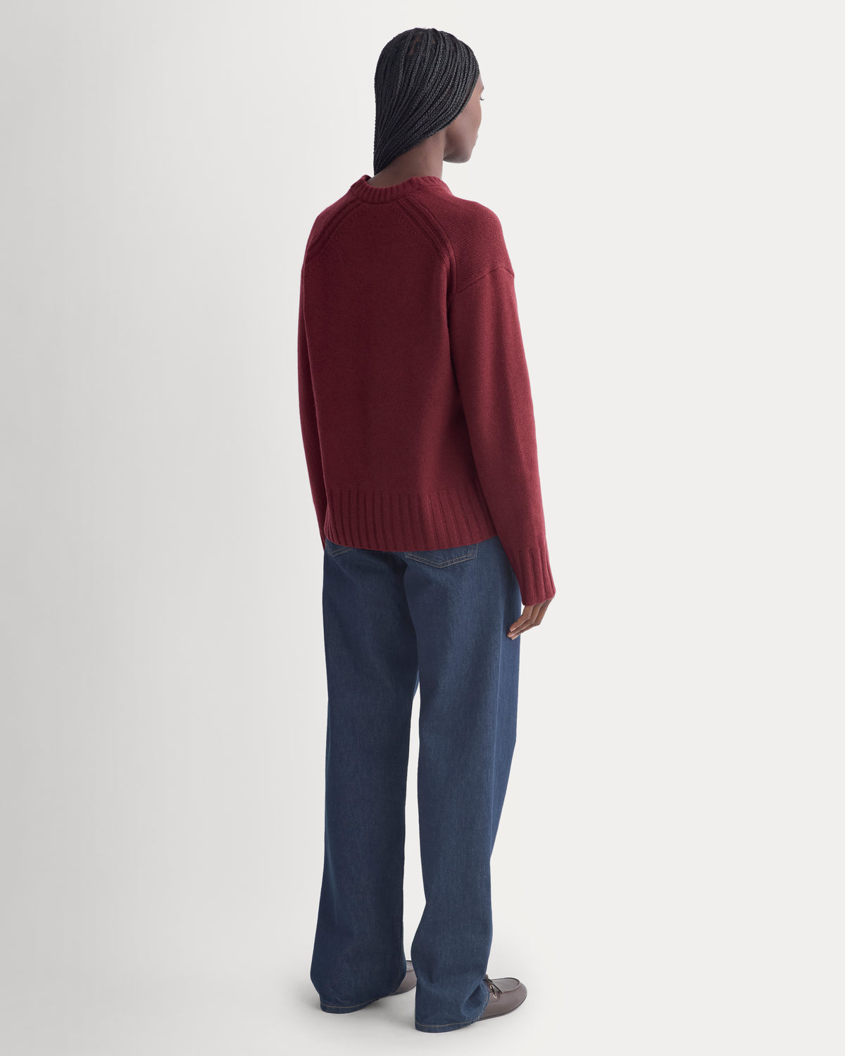 V-Neck Sweater in Extrafine Luxe Merino | Cabernet