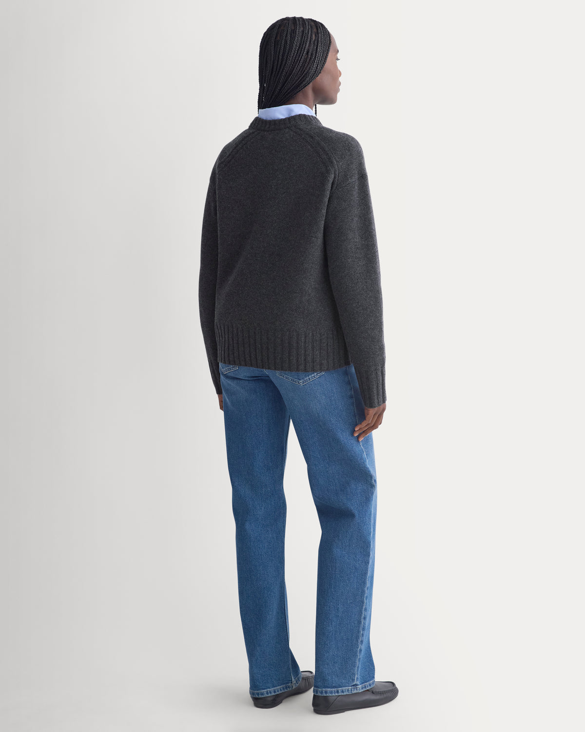 V-Neck Sweater in Extrafine Luxe Merino | Heathered Soot