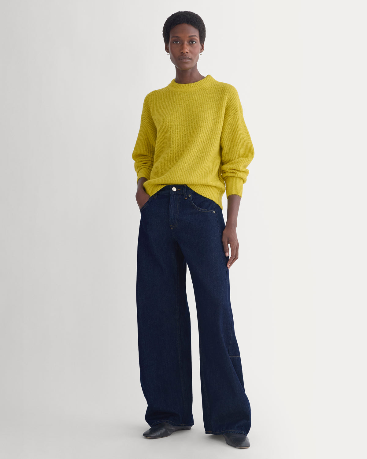 The Cocoon Crew in Alpaca | Warm Olive