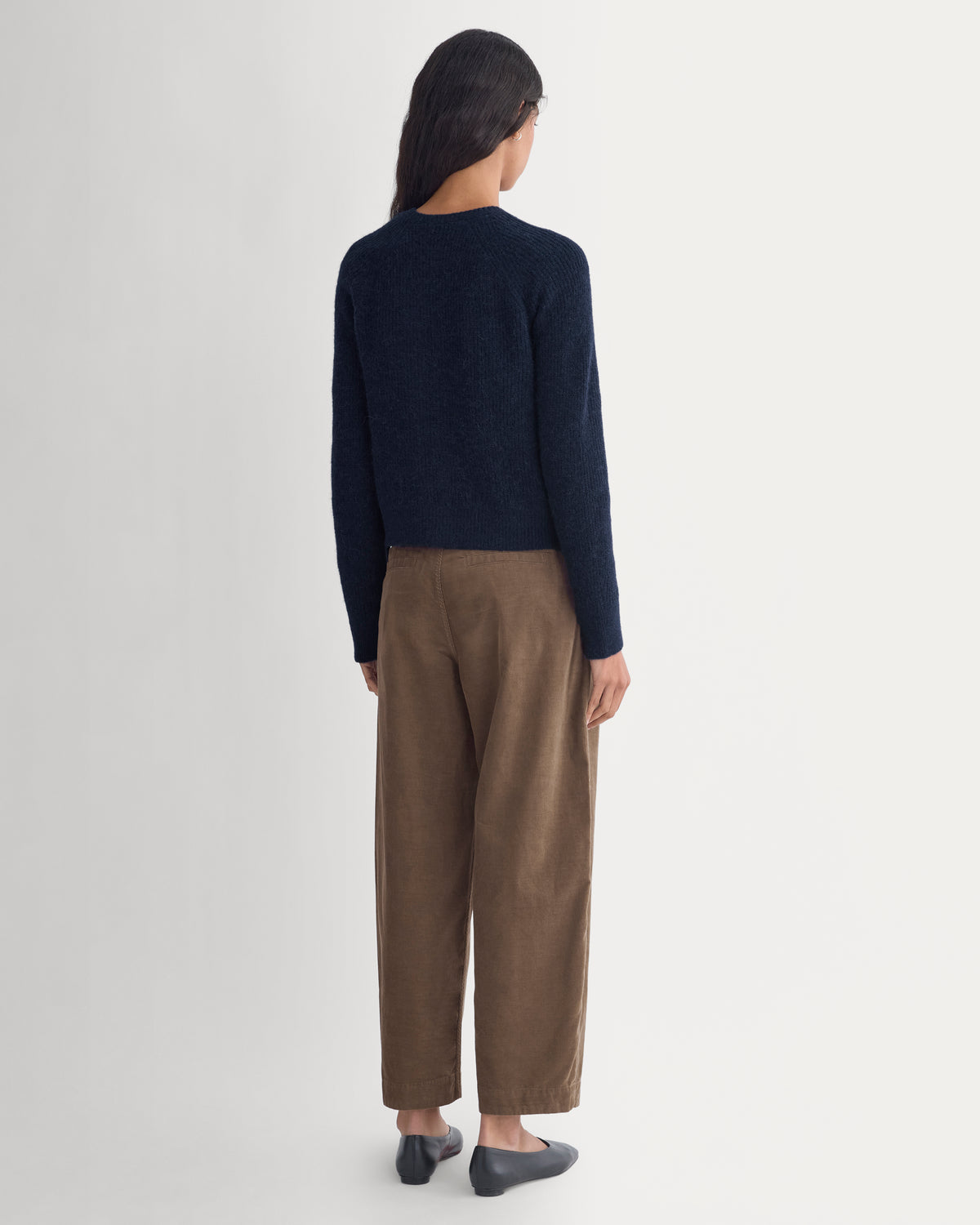Ribbed Cropped Cardigan in Alpaca |  Navy